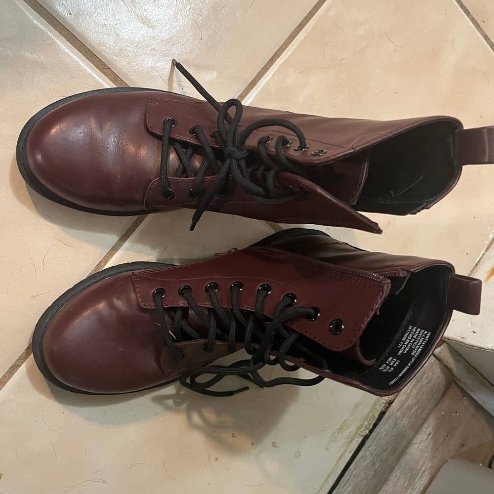 Men's Dark Red Leather Lace-Up Boots